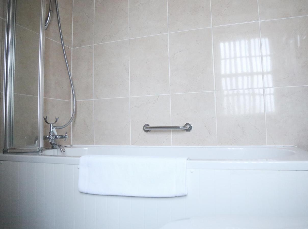 Walpole Bay Hotel Margate Room photo